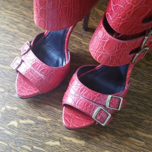 Emilio Pucci Crocodile Sandals - Picture 4 of 4
